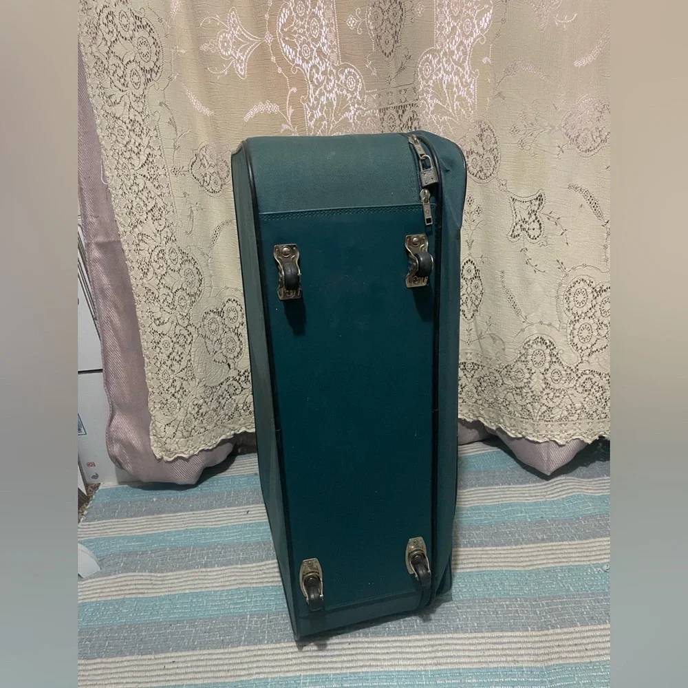 Samsonite: vintage sidekicks green suitcase